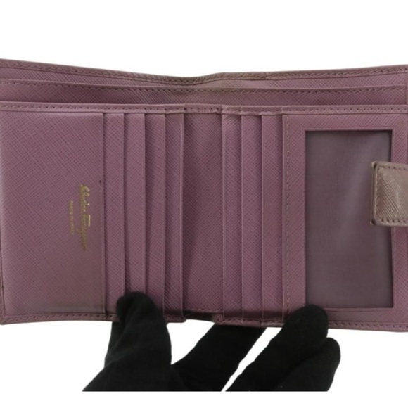 Salvatore Ferragamo Lavender Leather Gancini Wallet - Picture 3 of 6